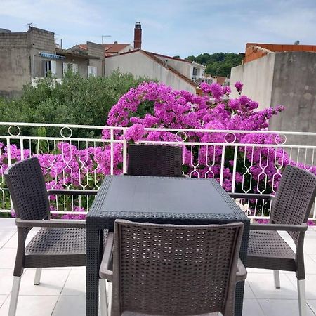 Apartment Mladen Hvar Town Exterior photo