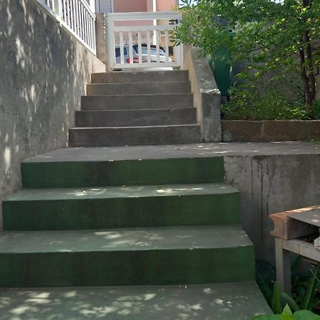 Apartment Mladen Hvar Town Exterior photo