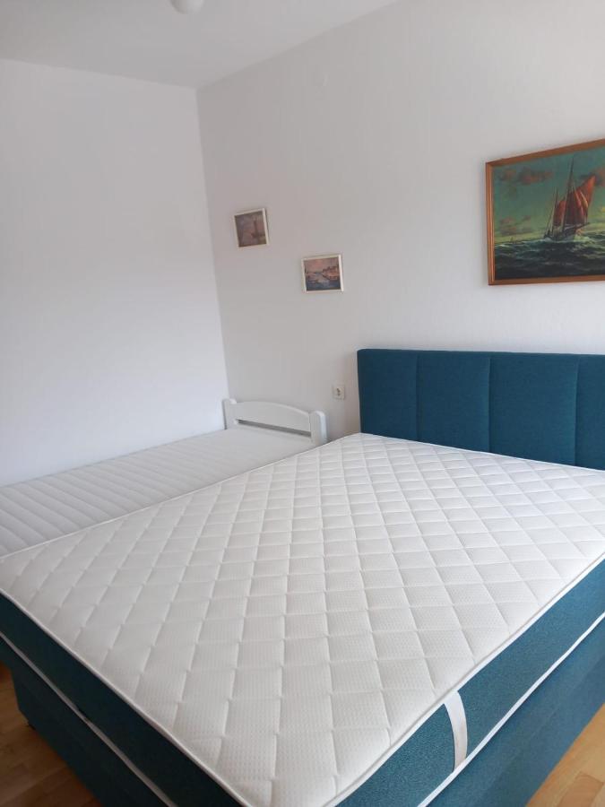 Apartment Mladen Hvar Town Exterior photo