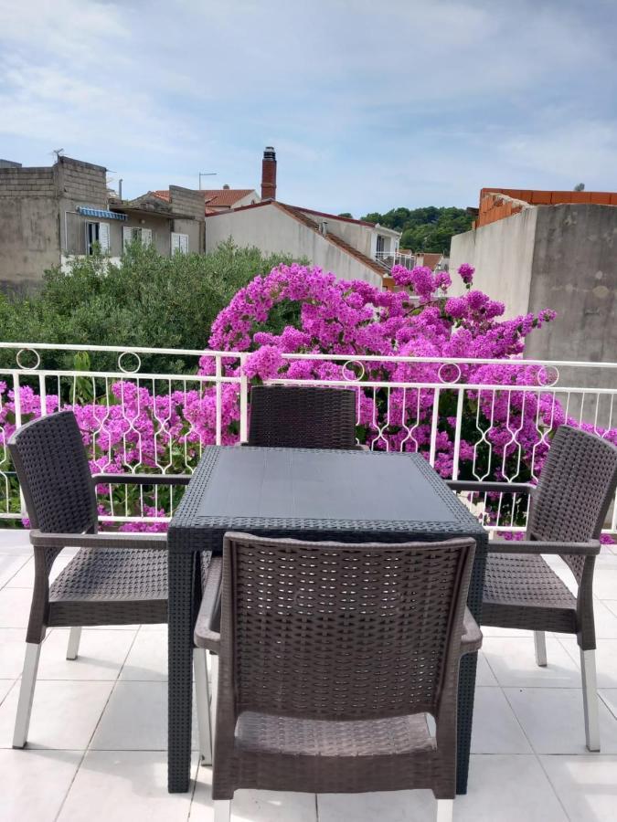 Apartment Mladen Hvar Town Exterior photo