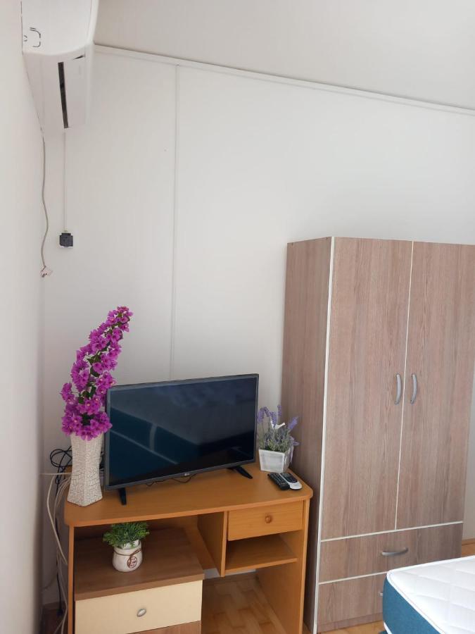 Apartment Mladen Hvar Town Exterior photo